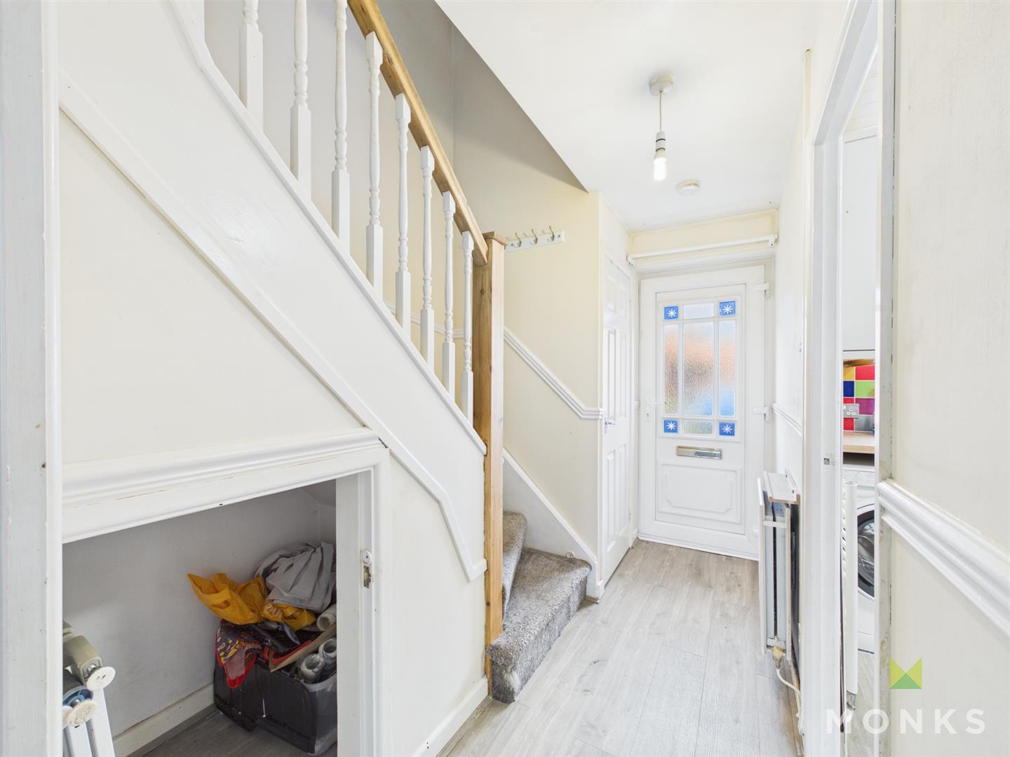 8 Martins Field, Oswestry, SY10 9EP For Sale
